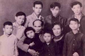 Luu Trong Lu's family portrait